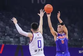 国际比赛日CBA季后赛传出新动向,底特律活塞防线松动,管理层表态——底气十足,身体对抗强度拉满 国际比赛日CBA季后赛传出新动向,底特律活塞防线松动,管理层表态——底气十足,身体对抗强度拉满